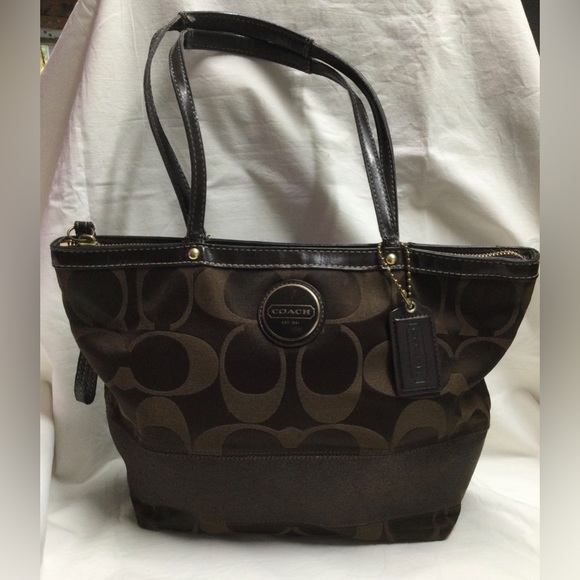 Coach Purse. Canvas - Picture 1 of 16